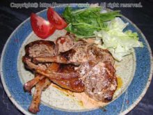 ラムチョップのパプリカ風味