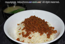 ジャージャー麺