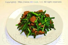 牛レバーのニラレバ炒め