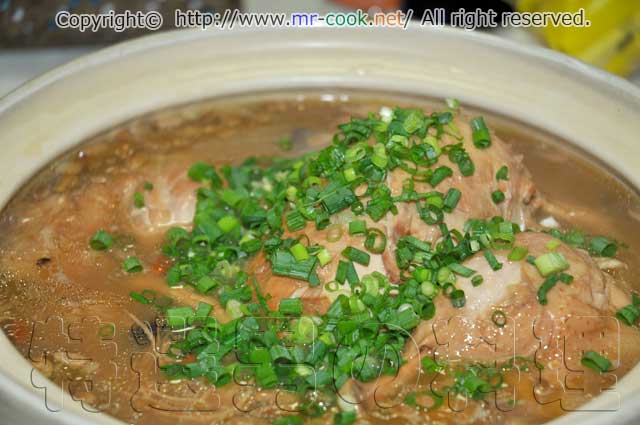韓国の薬膳料理サムゲタン（参鶏湯）の作り方 | 特選男の料理